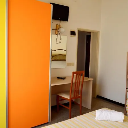 Maison d'hôtes In Guest - New Cirene Triple Comfort With Breakfast